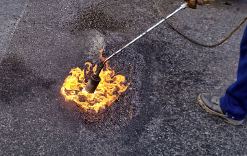 Kings Cliffe flat roofing repairs